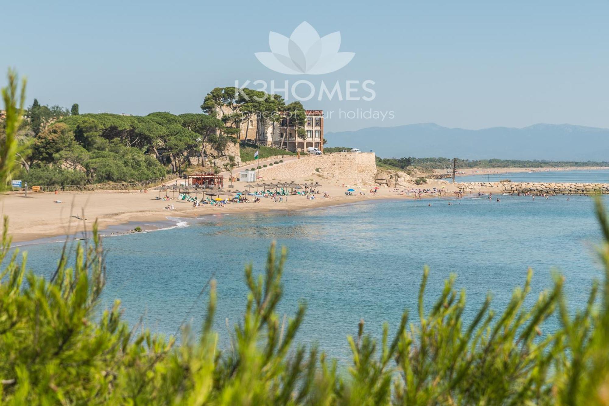 Villa Claudia L' Escala Bagian luar foto